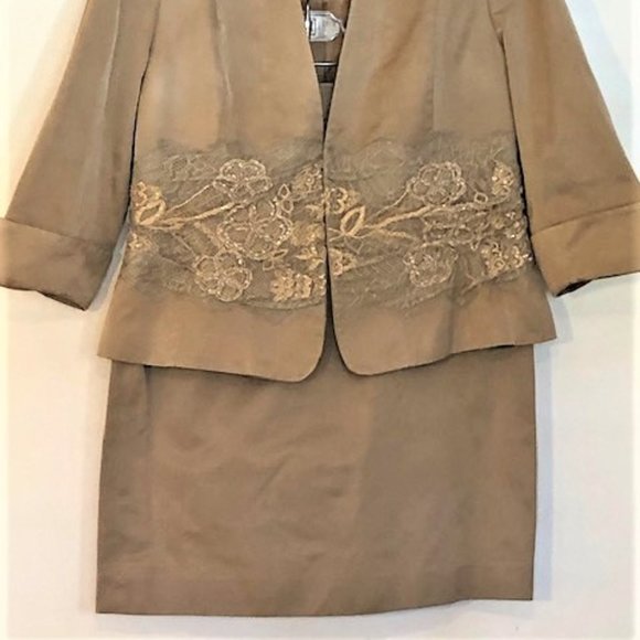 Javier Simorra Elegant, Sophisticated & Sparkly Designer Skirt Suit - Picture 6 of 16